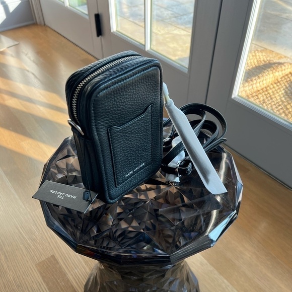 Marc Jacobs Logo Leather Phone Crossbody Bag Black - Picture 9 of 13